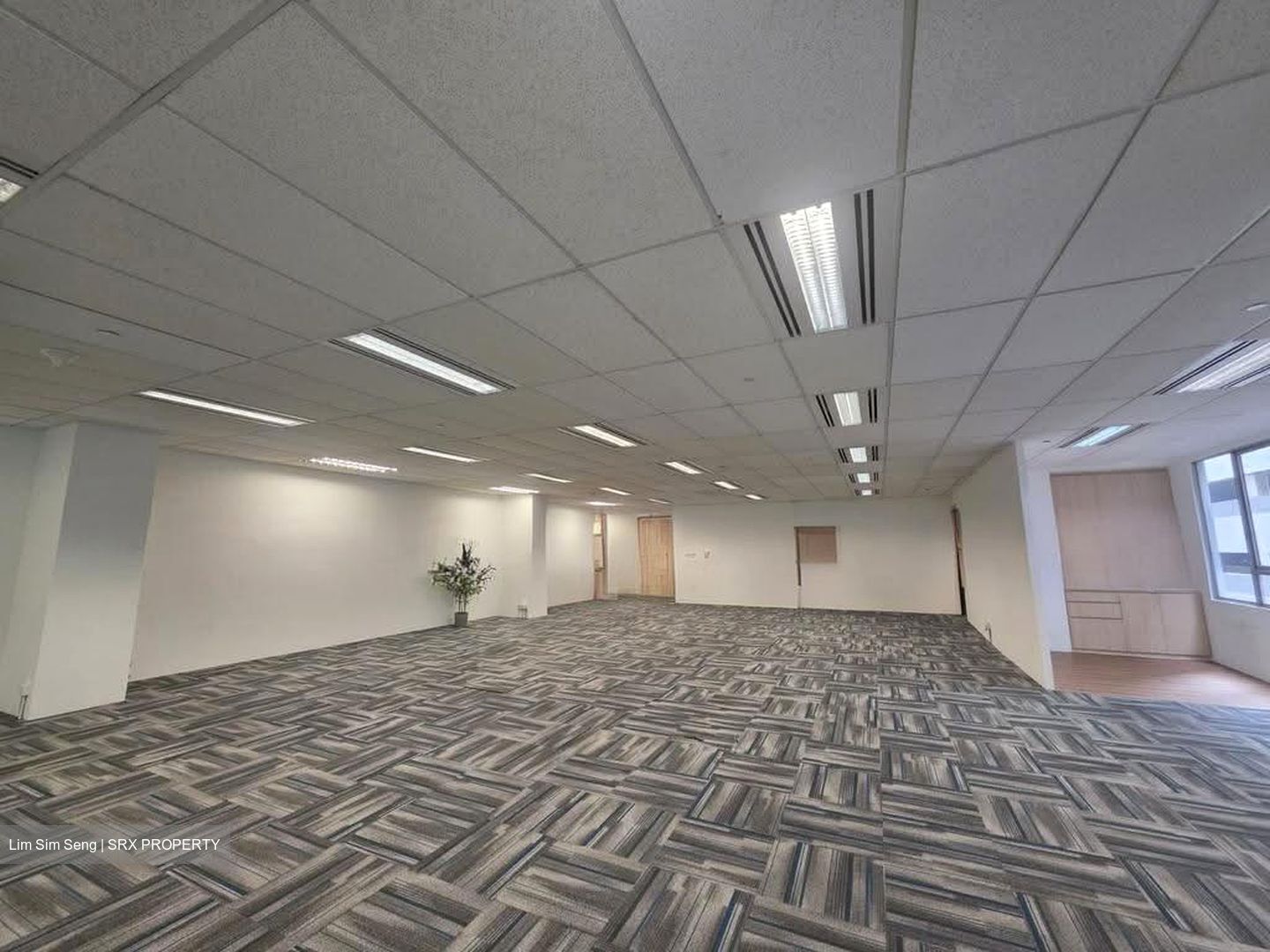 MYP Plaza (D1), Office #638083901